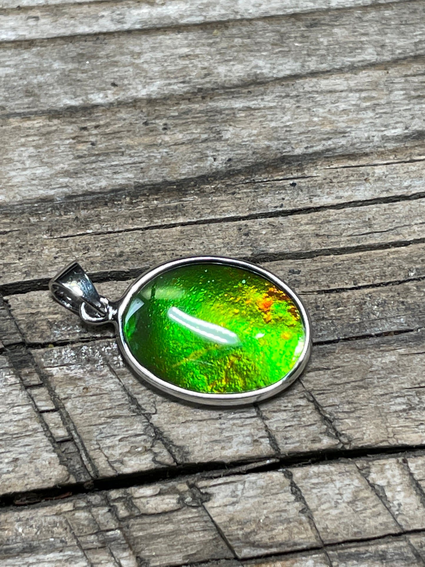 Ammolite Pendant Sterling 925 Silver Oval Green TJ1015