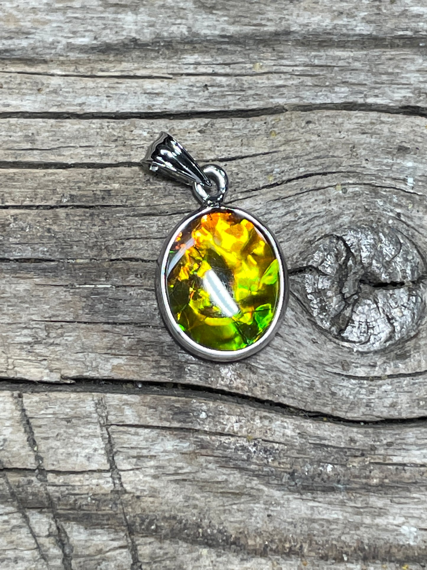 Small Ammolite Pendant Sterling 925 Silver Gold Oval TJ1014