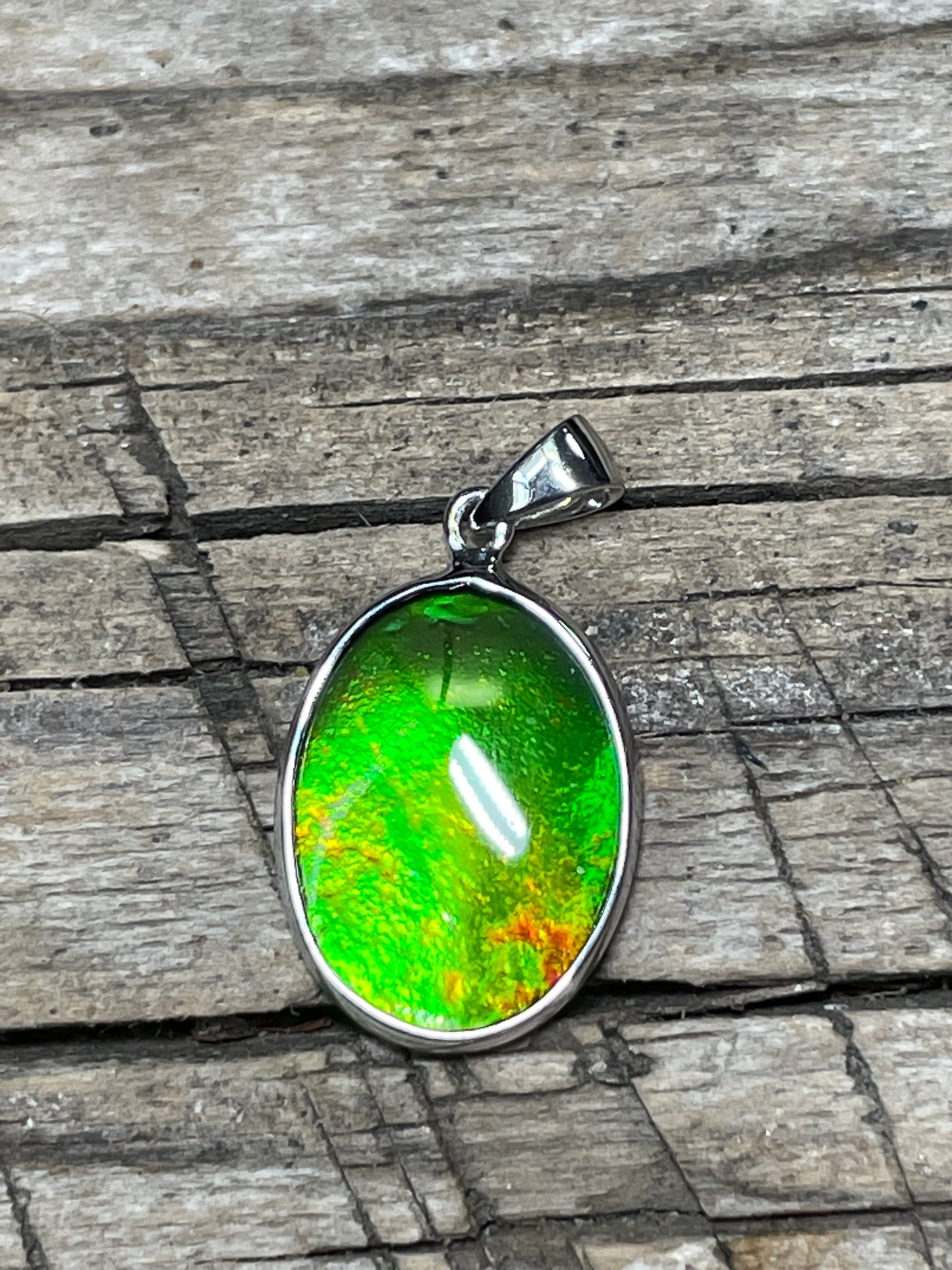 Ammolite Pendant Sterling 925 Silver Oval Green TJ1015