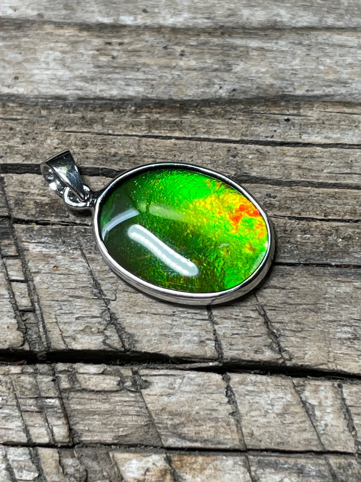 Ammolite Pendant Sterling 925 Silver Oval Green TJ1015